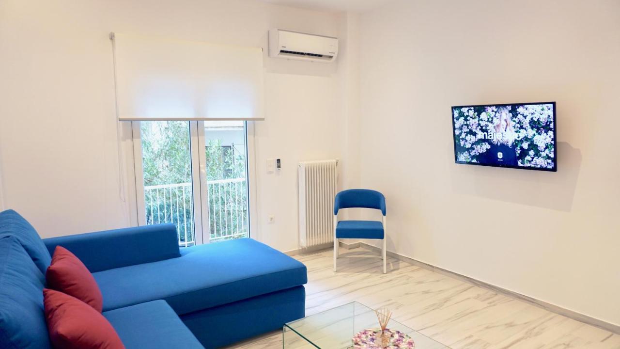 Central, Bright Apt In Athens Near Metro Экстерьер фото